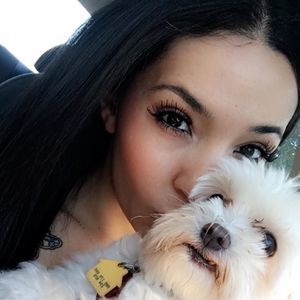 Meet your Posher, Stacy